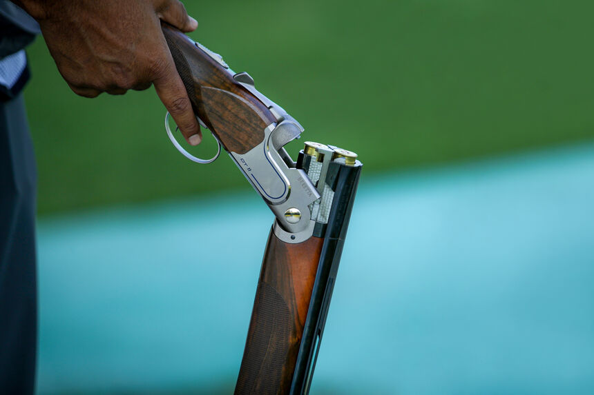 A shooter at the Crowne range, Valad